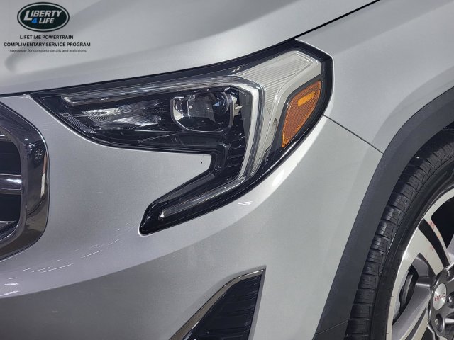 Used 2020 GMC Terrain SLT FWD image 9