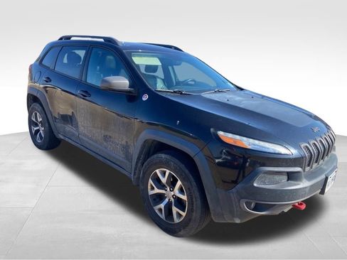 Used 2015 Jeep Cherokee Trailhawk w/ Comfort/Convenience Group image 7