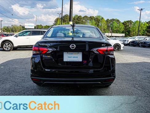 Used 2021 Nissan Versa SV image 14