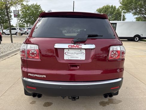 Used 2010 GMC Acadia SLT FWD image 8