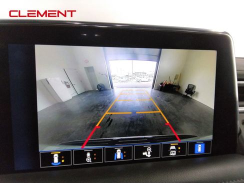 Used 2023 Chevrolet Tahoe LT w/ Luxury Package image 26