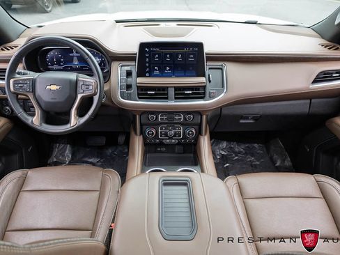 Used 2024 Chevrolet Suburban High Country AWD/4WD image 46