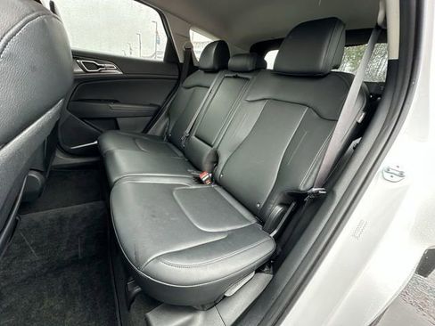 Used 2024 Kia Sportage EX image 24