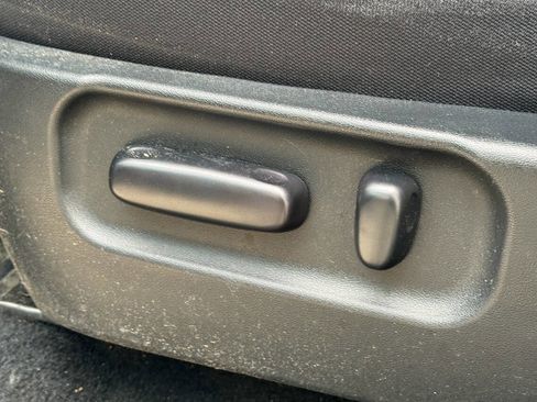 Used 2023 Toyota Tacoma TRD Off-Road image 23