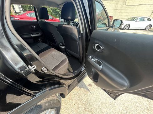 Used 2016 Nissan Juke S FWD image 8