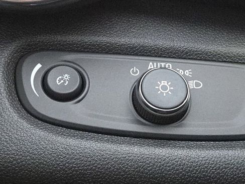 New 2026 Chevrolet Trax RS w/ Driver Confidence Package image 14