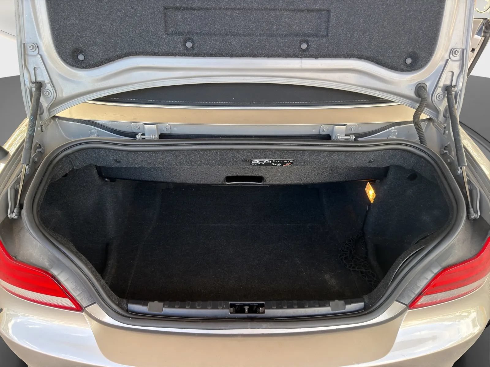 Used 2012 BMW 128i Convertible RWD image 20