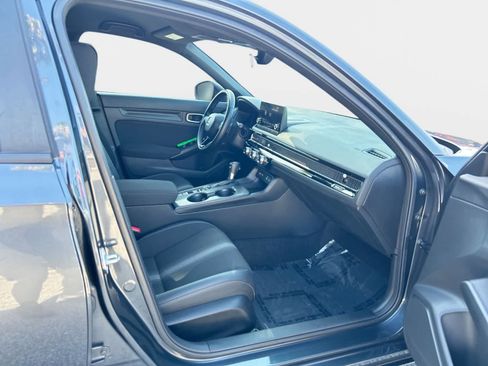 Used 2023 Honda Civic Sport image 14