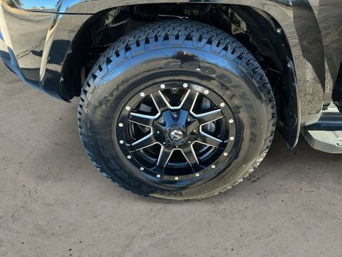 Used 2021 Toyota 4Runner SR5 Premium image 14