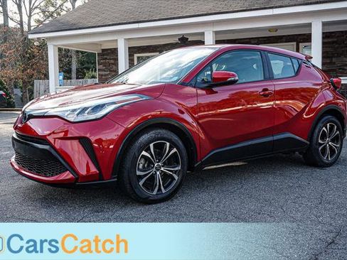 Used 2020 Toyota C-HR LE image 12