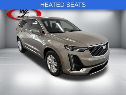 Used 2023 Cadillac XT6 Luxury FWD image 3