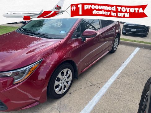 Used 2026 Toyota Corolla LE FWD image 1