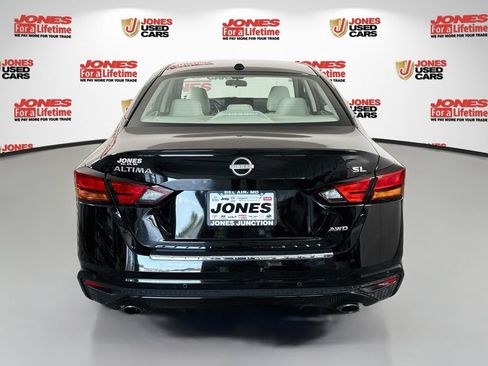 Certified 2023 Nissan Altima 2.5 SL AWD/4WD image 16