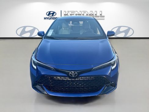 Used 2023 Toyota Corolla SE image 2
