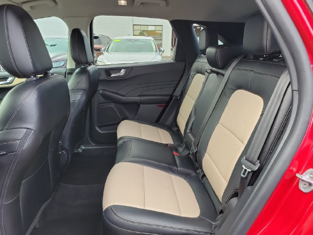 Used 2022 Ford Escape Titanium w/ Titanium Elite Package AWD/4WD image 23
