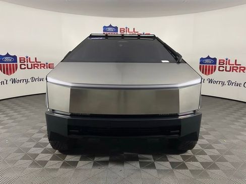 Used 2024 Tesla Cybertruck AWD Crew Cab image 8