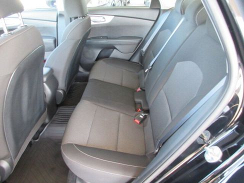 Used 2024 Kia Forte LXS image 11