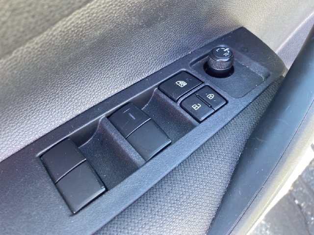 Used 2025 Toyota Corolla LE FWD image 16