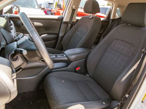 Used 2024 Honda HR-V LX image 15