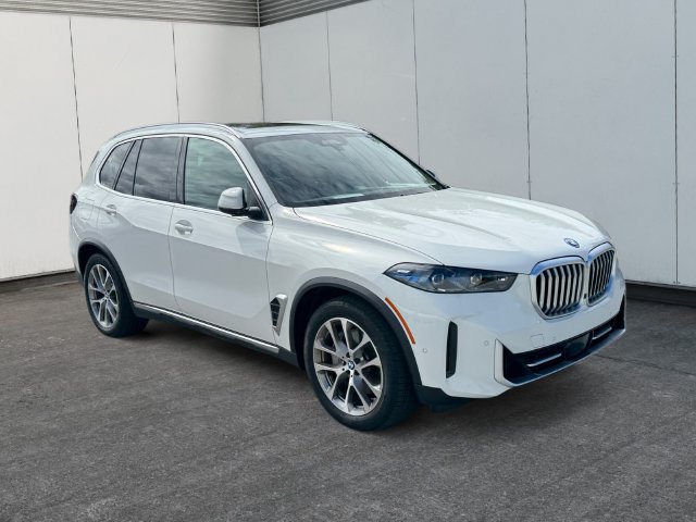 Certified 2026 BMW X5 xDrive50e AWD/4WD image 7