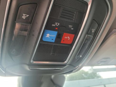 Used 2024 Jeep Grand Cherokee Laredo RWD image 21