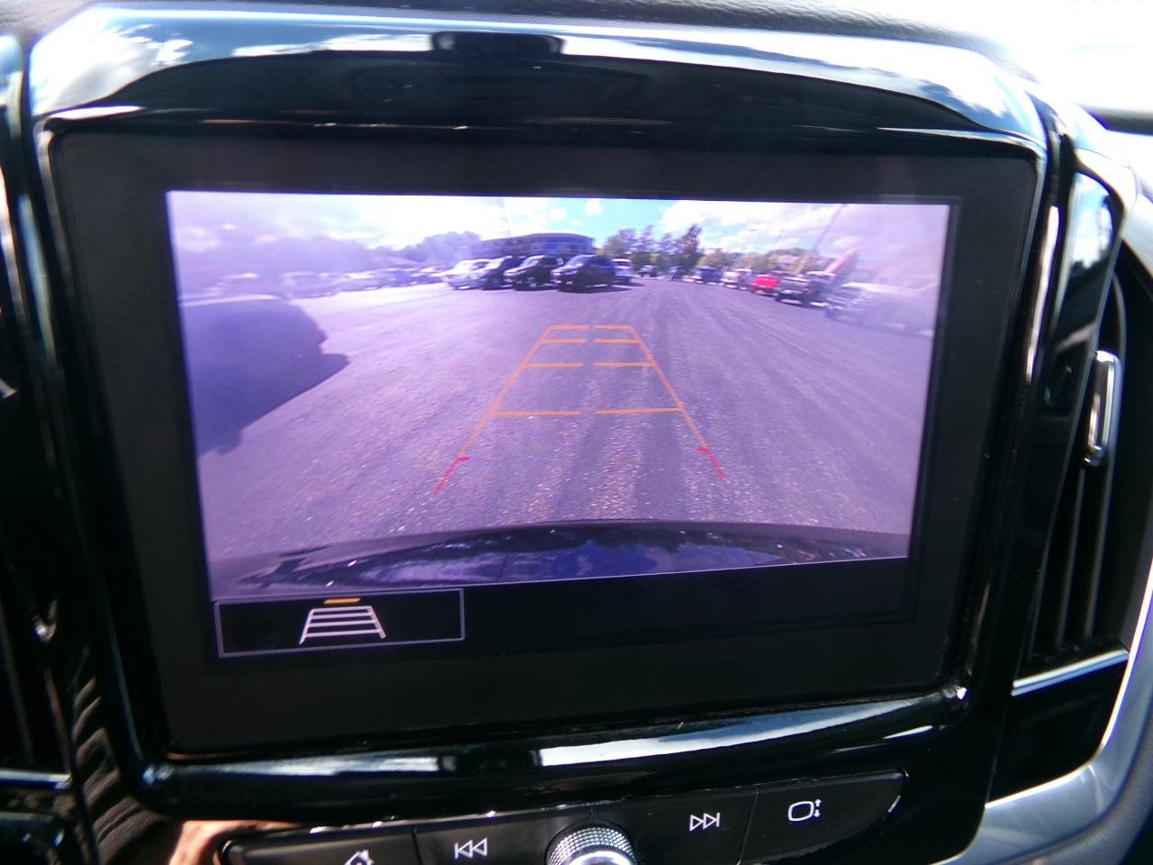 Used 2020 Chevrolet Traverse LT AWD/4WD image 28