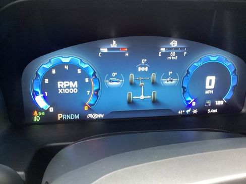 New 2025 Ford Bronco Badlands image 32