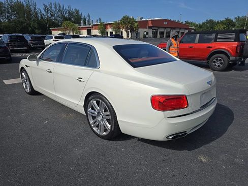 Used 2018 Bentley Flying Spur V8 AWD/4WD image 14