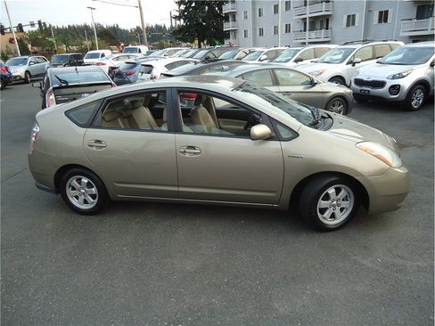 Used 2007 Toyota Prius w/ Pkg 6 FWD image 5