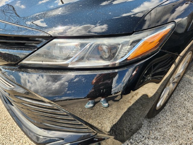 Used 2018 Toyota Camry LE FWD image 5