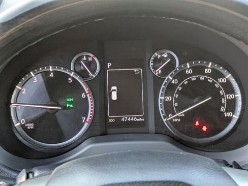 Used 2023 Lexus GX 460 Premium image 22