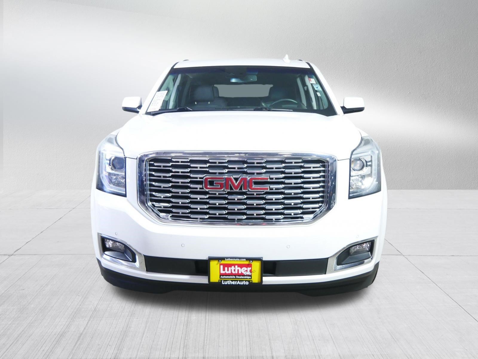 Used 2018 GMC Yukon Denali w/ Denali Ultimate Package AWD/4WD image 2