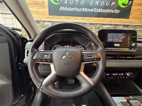 Used 2023 Mitsubishi Outlander SE Black Edition AWD/4WD image 19