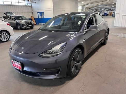 Used 2019 Tesla Model 3 image 7