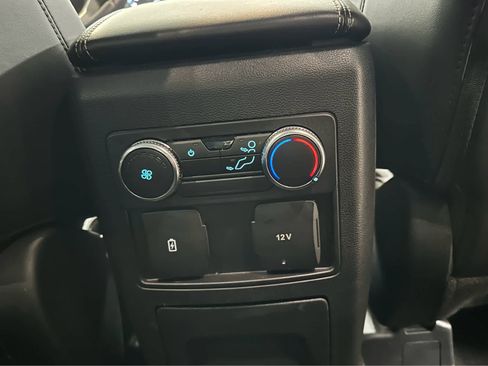 Certified 2022 Ford Explorer XLT w/ Equipment Group 202A image 37