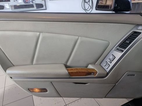 Used 2004 Cadillac XLR image 11