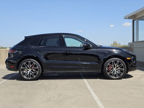 Certified 2024 Porsche Macan S AWD/4WD image 9