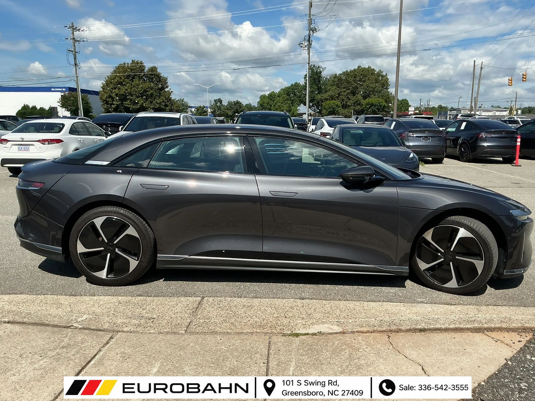 Used 2024 Lucid Air Touring AWD/4WD image 6