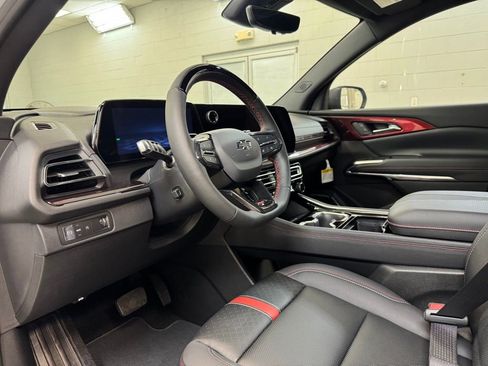 New 2026 Chevrolet Traverse RS FWD image 14