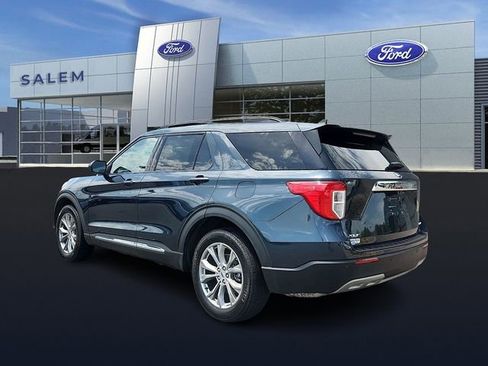 Certified 2023 Ford Explorer XLT w/ Equipment Group 202A AWD/4WD image 4