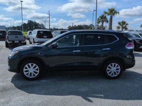 Used 2016 Nissan Rogue S w/ Appearance Package FWD image 7