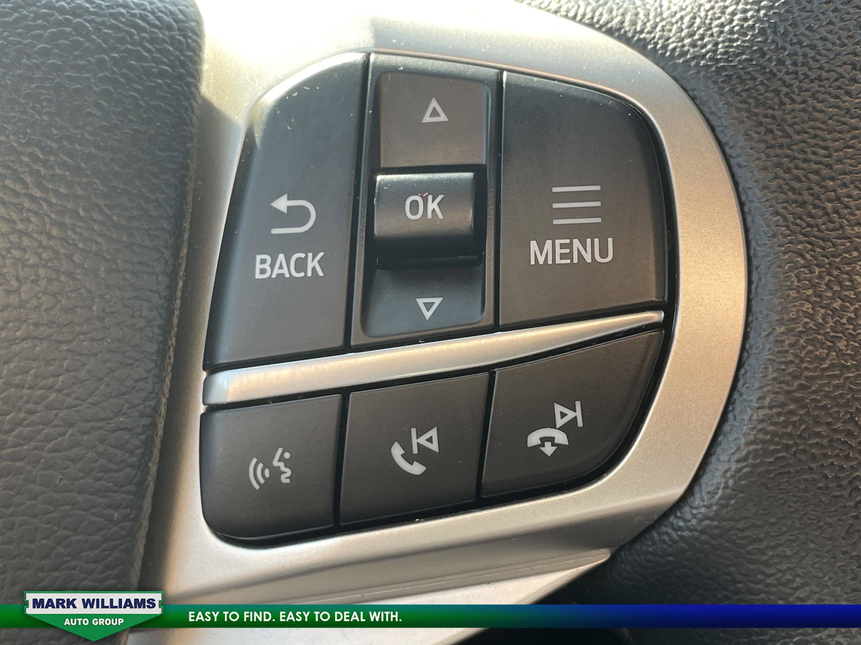 Used 2022 Ford Explorer XLT AWD/4WD image 19
