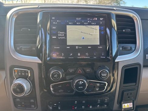 Used 2018 RAM 1500 Limited image 15