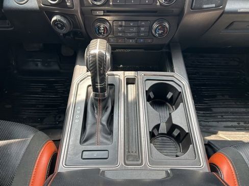 Used 2018 Ford F150 Raptor w/ Equipment Group 802A Luxury AWD/4WD image 18