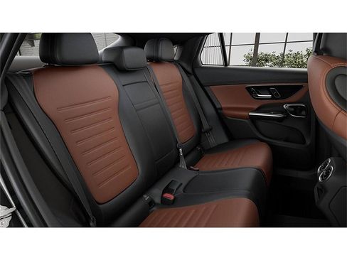 New 2026 Mercedes-Benz GLC 43 AMG 4MATIC image 5