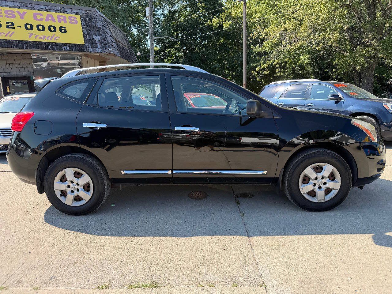 Used 2014 Nissan Rogue S w/ Convenience Package AWD/4WD image 8