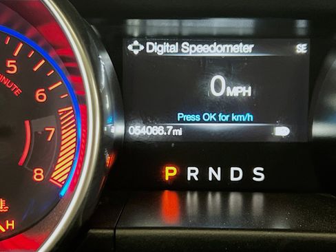 Used 2022 Ford Mustang Premium RWD image 8
