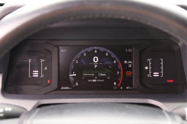 Used 2025 Toyota 4Runner SR5 AWD/4WD image 13