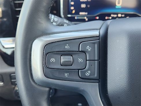 Used 2025 Chevrolet Silverado 1500 LT image 30
