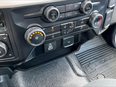 Used 2025 Ford F350 XLT image 20